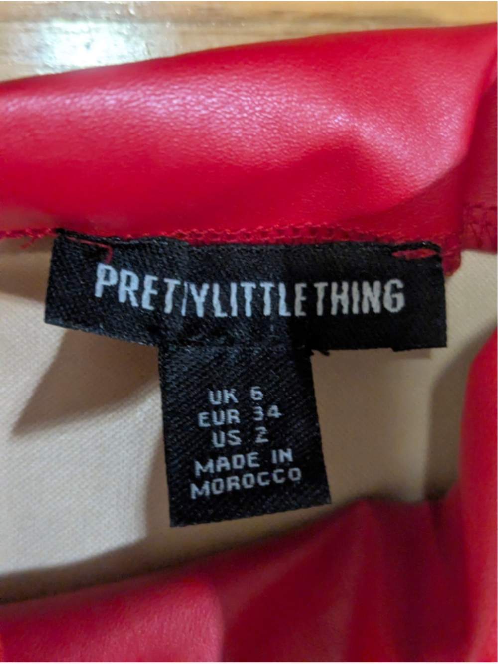 PRETTYLITTLETHING Red Faux Leather Sleeveless Mock Neck Top Size 2 - Picture 4 of 6